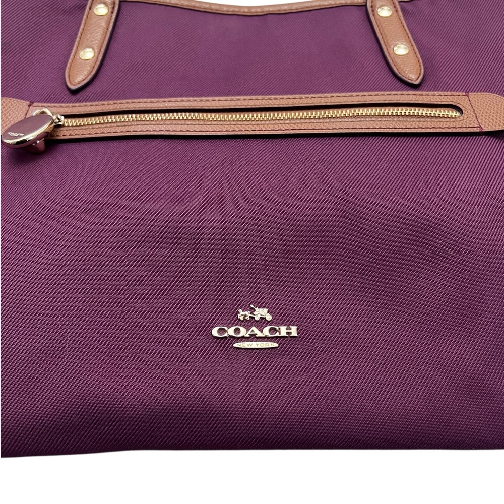 Coach Sawyer Tote - Picture 6 of 16